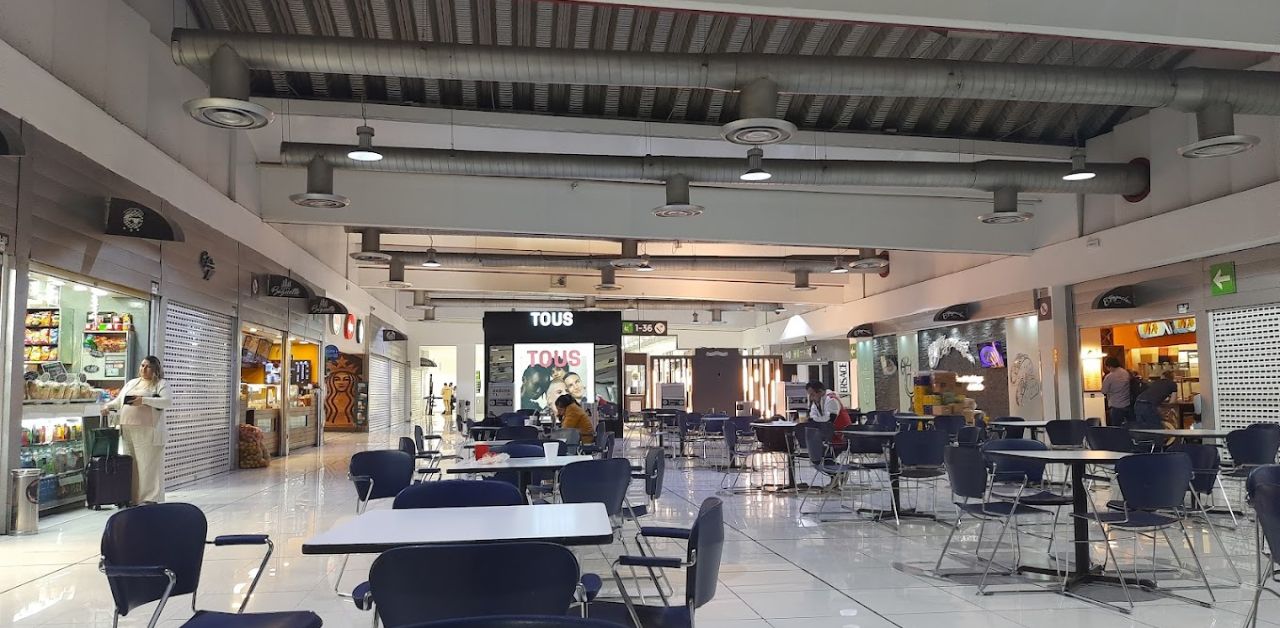 United Airlines MEX Terminal
